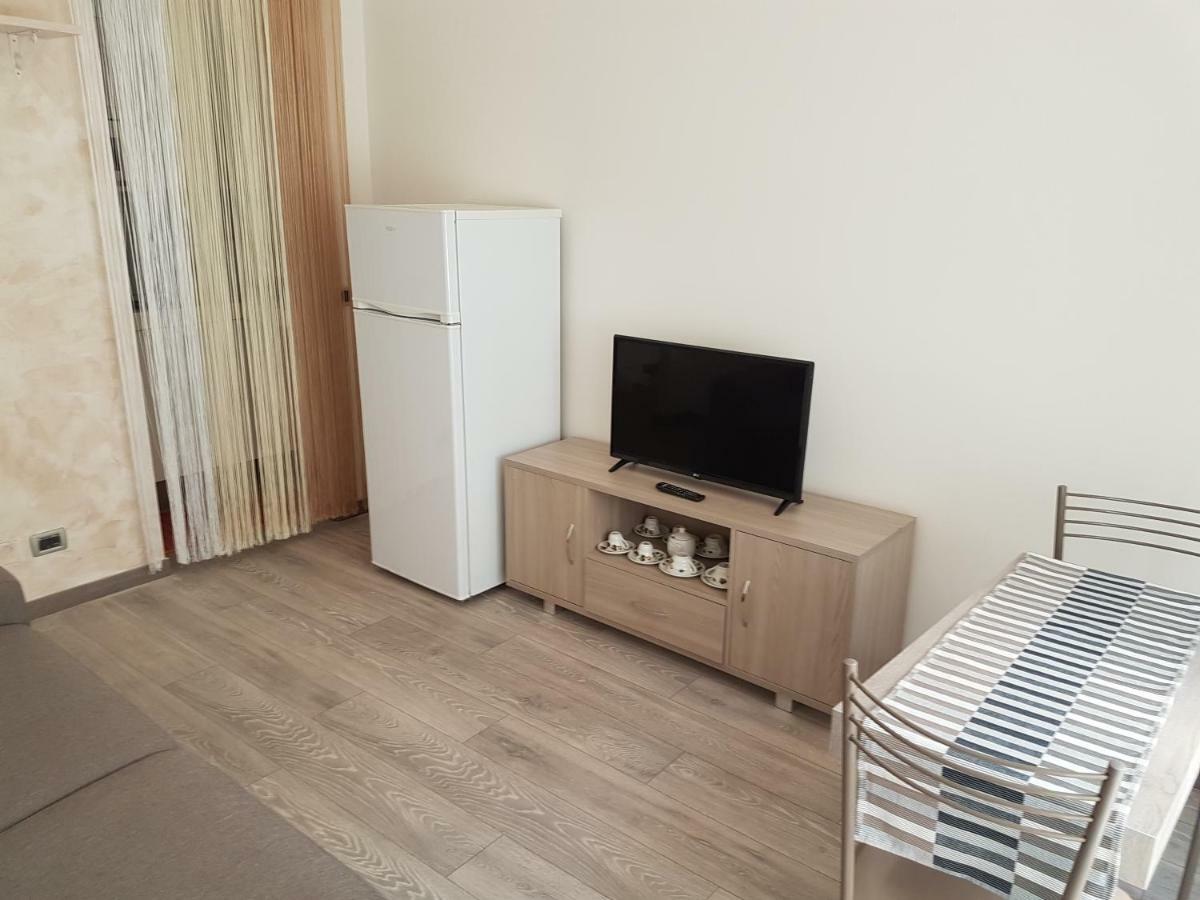 Sant Ambrogio Flat Apartment Milan Bagian luar foto